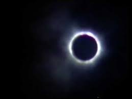 Améliorezle, discutez des points à améliorer ou précisez les sections à. Eclipse Solaire Totale Le 11 Aout 1999 A Torgny Belgique Youtube