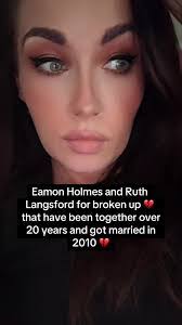 Coleen Holmes's Instagram, Twitter & Facebook