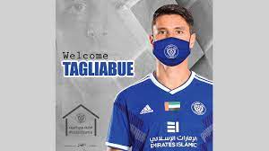 أعلن حبيب الفردان لاعب فريق الكرة بنادي النصر، رحيله عن قلعة «العميد»، بعد تجربة امتدت لثلاثة مواسم، ونشر اللاعب عبر حسابه في موقع التواصل الاجتماعي «إنستغرام»، صورة له، علق عليها قائلاً: Ø§Ù„Ø£Ù†Ø¯ÙŠØ© ØªØµØ±Ù 35 Ù…Ù„ÙŠÙˆÙ† Ø¯Ø±Ù‡Ù… Ø¹Ù„Ù‰ ØªØ¹Ø§Ù‚Ø¯Ø§Øª Ø§Ù„Ù„Ø§Ø¹Ø¨ÙŠÙ† Ø±ØºÙ… Ø£Ø²Ù…Ø© ÙƒÙˆØ±ÙˆÙ†Ø§ Ø±ÙŠØ§Ø¶Ø© Ù…Ø­Ù„ÙŠØ© Ø§Ù„Ø¥Ù…Ø§Ø±Ø§Øª Ø§Ù„ÙŠÙˆÙ…