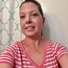 Heather Loo's Instagram, Twitter & Facebook