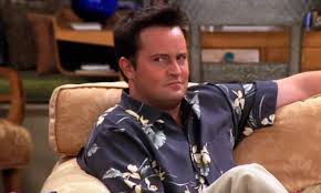 Každá postava ze seriálu přátelé ma své osobní kouzlo, to chandlerovo je hlavně sarkastickej humor. Chandler Bing Friends Pratele Edna Cz