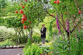 Even though the bloom server can package and host the bloom client, you may prefer to use your own web server. Annual Solstice Stroll To Add Glow In South Surrey On June 20 North Delta Reporter