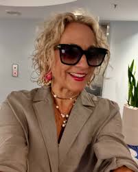 My bestie @esssbee Sally Browning just won an AACTA for Best Direction in a  Non Fiction series