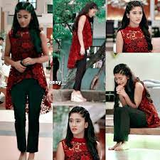 Shivangi joshi as naira in ye rishta kya kehlata hai is a very famous t.v actress. Pin By Chanchal Bidhuri On Dress Trendy Dress Outfits Indian Fashion Dresses Kurti Designs Party Wear