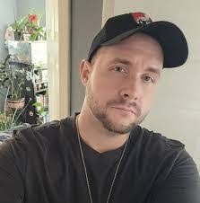 Christopher Campen's Instagram, Twitter & Facebook