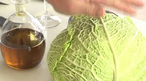 La casoeula (verze in umido con costine) invia tramite email stampa la lista. Costine Con Verze Video Ricetta Grigio Chef Youtube