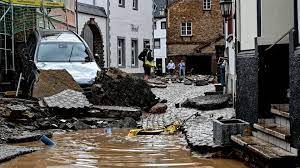 The flooded city centre of hagen, western germany, after heavy rain hit parts of the country. Rlrwml6kjeemgm
