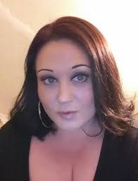 Angela Hollenbeck's Instagram, Twitter & Facebook