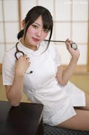 ボード thời trang nguyễn thai hiền のピン