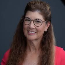 Leslie Rainey, Kansas City, MO Real Estate Associate