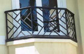 There are composite railings, aluminum railings, iron railings, stainless steel railings, wood deck railings, vinyl railings and many other different deck railing designs. Chippendale Railing Design R 46 Southeastern Ornamental Iron Works
