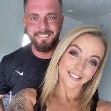 Stream Lee Coyle music