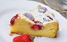 Gateau Au Yaourt Aux Fraises Amour De Cuisine Recette Gateau Yaourt Delicieux Gateaux Gateau Fait Maison