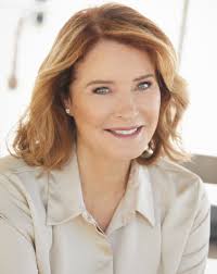 Maryellen Ford is the definition of classy and beautiful in these new  shots! @maryellen_elliott