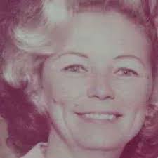 Jennie Banks's Instagram, Twitter & Facebook