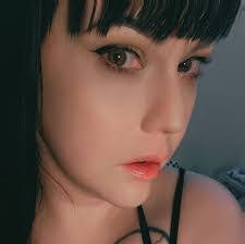 Seth Marr's Instagram, Twitter & Facebook