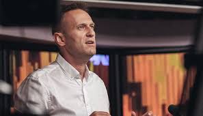 Навального отруїли, літак з опозиціонером екстрено сів в омську. Navalnij Vvazhaye Sho Metoyu Jogo Otruyennya Bulo Zalyakati Rosiyan