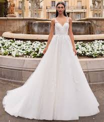 Find the lowest prices online on hochzeitskleid. Abiti Da Sposa Pronovias 2022 Collezione Foto Prezzi Vestido De Novia Pronovias Vestido De Boda Princesa Vestidos De Novia