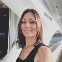 Beth Tompkins's Instagram, Twitter & Facebook