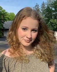 Lilly Jordan's Instagram, Twitter & Facebook