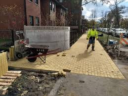 A Yellow Brick Road Is Paved In Chicago To Mark Former Home Of Wizard Of Oz Author L Frank Baum Yellow Brick Road Brick Road Wizard Of Oz