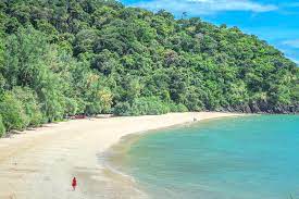 From beachfront luxury to small, self contained apartments. A Travel Guide To Koh Lanta Thailand Something Of Freedom