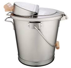 Das feuer sei unter kontrolle gebracht und keine beamten verletzt worden, erklärte die polizei via twitter. Patent Ochsner Kubel Patentochsner Twitter