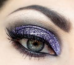 مكياج عيون ملونة مكياج عيون يجنن مكياج عيون يكبر العين Makeup For Green Eyes Smokey Eye Makeup Tutorial Smokey Eye Makeup