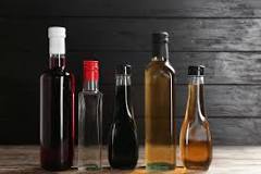 What should you not mix with vinegar?
