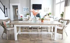 For that reason, today we're going to give you 40 farmhouse table plans and ideas from all over the internet. 40 Diy Farmhouse Table Plans Ideas For Your Dining Room Free