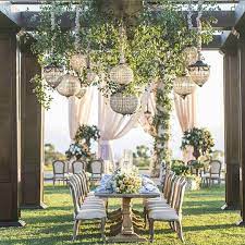 Vintage And Elegant Wedding Decoration Ideas Rustic Wedding Decorations Garden Wedding O Fun Wedding Decor Wedding Decor Elegant Outdoor Wedding Decorations