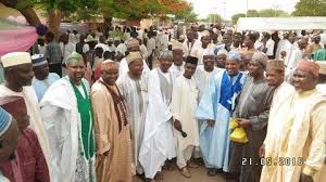 Ɗaya daga cikin yayan malamin, suhaila ibrahim, ita ce ta faɗi haka a wata fira da tayi da kafar watsa labarai ta bbc. Only Surviving Son Of Sheikh Zakzaky Got Married Photos
