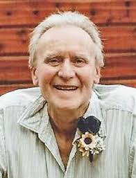 Jennifer Manske's Instagram, Twitter & Facebook