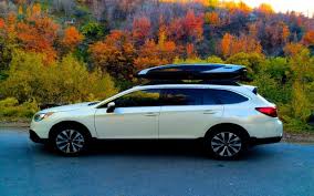 The lightweight fiberglass is an added feature of this particular brand making it lighter than most other cargo carriers. 7 Best Rooftop Cargo Carriers For Secure And Reliable Cargo Transfer