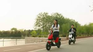 The scooter is equipped with a touch screen control panel on the steering wheel. Xiaomi Himo T1 First Review Is This Electric Bike Or Moped