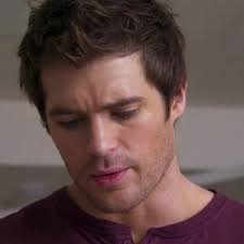 Kyle Pryor UK (@drcheekbones)