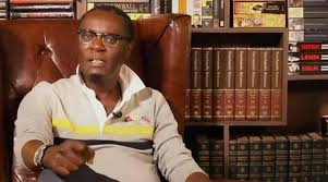2 days ago · mutahi ngunyi hits out at ruto over the benches he bought — dennis itumbi, hsc (@oleitumbi) july 13, 2021 my fren @oleitumbi my house in runda for 27 years went on fire at 1.45 am. Prof Mutahi Ngunyi Home Facebook