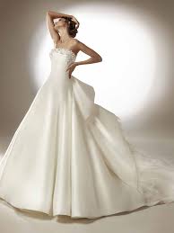 Acquista il tuo 2021 abito da sposa economici unico nel hebeos.it vasta selezione di abiti da sposa modesto! Abito Da Sposa Pronovias Atelier Ava 2021 Atelier Samuela Spose Torino