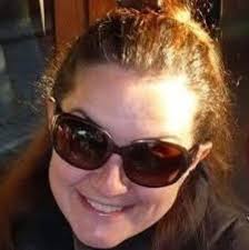 Portame ar mare, o 'ndo te pare…”, meglio se a #IlSaloneDelleMeraviglie con  Le Calippe! Le prime dieci puntate sono in esclusiva su #DplayPlus. 👉  http://bit.ly/2Q0EHhE