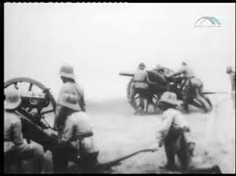 Januar 1904 begannen die herero sich mit angriffen auf koloniale im august 1904 hatte die deutsche armee das volk der herero auf dem plateau des waterbergs umzingelt. 12 Januar 1904 Herero Aufstand In Deutsch Sudwestafrika Youtube