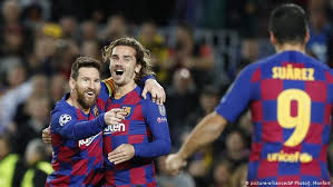 Messi + ronaldo = pedri. Fc Barcelona President Resigns Following Messi Feud News Dw 28 10 2020