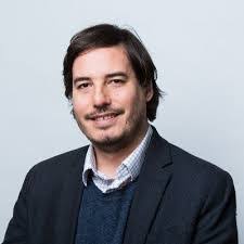 Laura Lazaro's Instagram, Twitter & Facebook