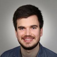 700+ profilů „Hinderer“