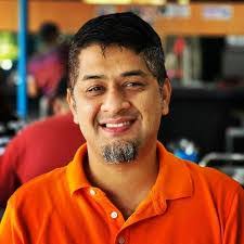 David Netto's Instagram, Twitter & Facebook