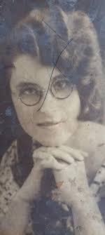 My mom took this picture at 4:47 pm and my daughter's time of death was  4:52." Please parents, take this seriously.