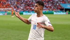 Patrik schick for the golden boot let's go. 1zkynkhlew6ccm