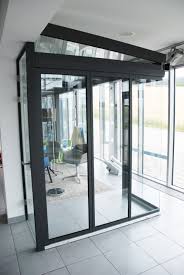 Glas Schiebe Drehturen Preis Aktuelle Kosten Fur Verglasungen Drehtur Glasschiebetur Fenster Und Turen