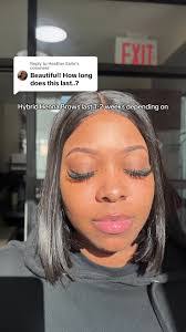 Heather Earle's Instagram, Twitter & Facebook