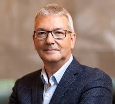 Eric Quint's Instagram, Twitter & Facebook