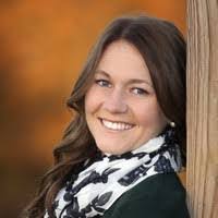 Kelsey Potts's Instagram, Twitter & Facebook